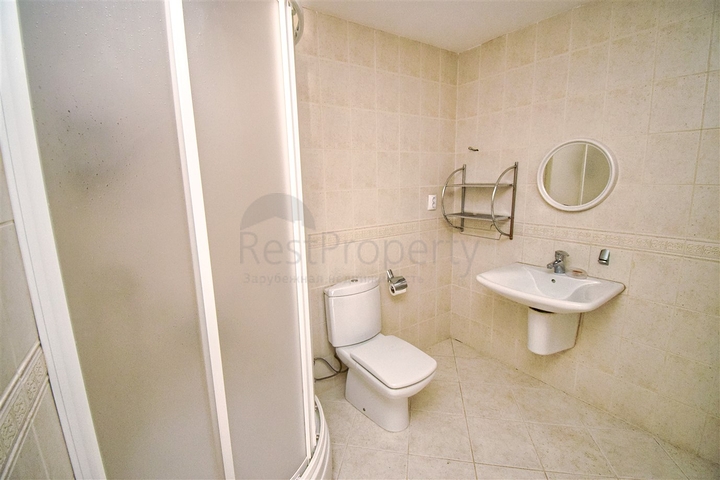 Wohnung mit 4+1 Grundriss in der Wohngegend Uluc - Antalya 