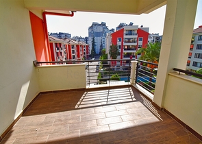 Wohnung mit 4+1 Grundriss in der Wohngegend Uluc - Antalya 