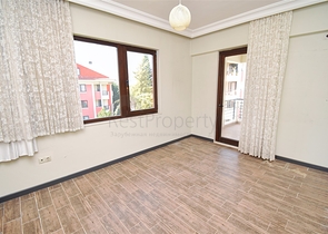 Wohnung mit 4+1 Grundriss in der Wohngegend Uluc - Antalya 