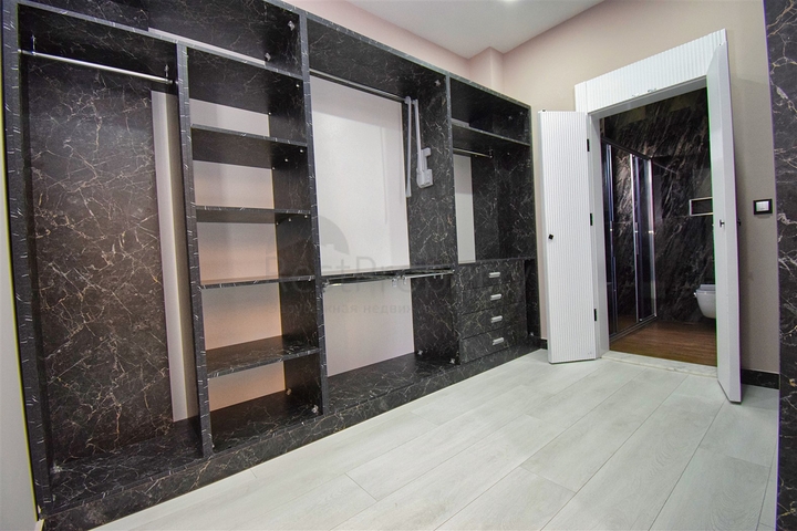 Villa mit 5+1 Grundrissen in der Region Doshemealty - Antalya 