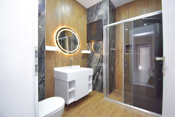 Villa mit 5+1 Grundrissen in der Region Doshemealty - Antalya 