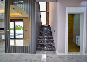 Villa mit 5+1 Grundrissen in der Region Doshemealty - Antalya 