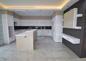 Villa mit 5+1 Grundrissen in der Region Doshemealty - Antalya 