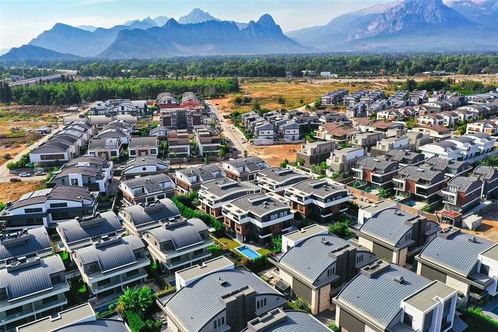 Villa mit 5+1 Grundriss im Stadtteil Mollayusuf - Antalya 