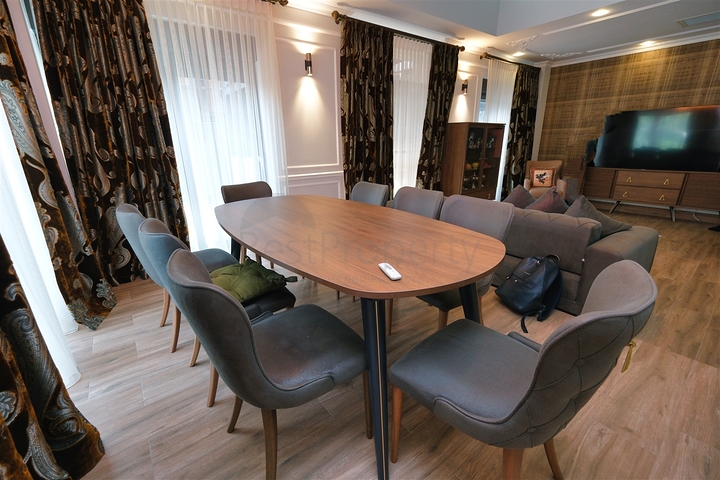 Villa mit 5+1 Grundriss im Stadtteil Mollayusuf - Antalya 