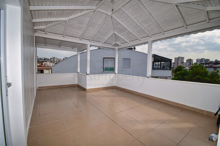 5+1 Duplex-Wohnung in der Nachbarschaft von Mollayusuf - Antalya 