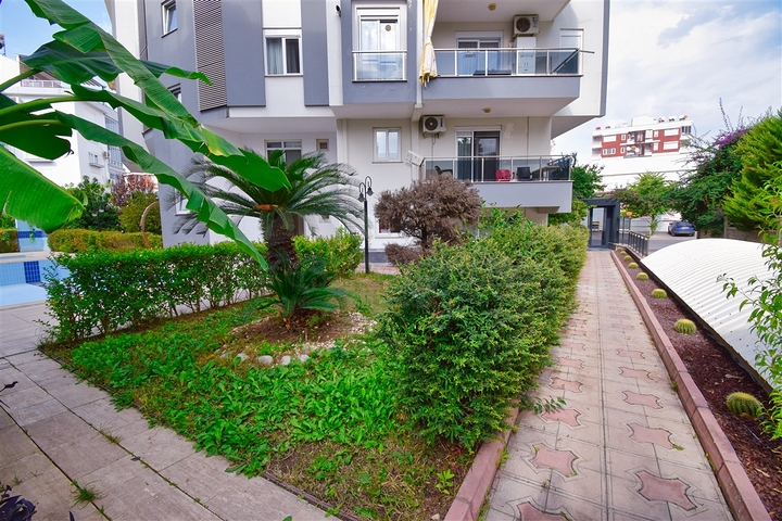 5+1 Duplex-Wohnung in der Nachbarschaft von Mollayusuf - Antalya 