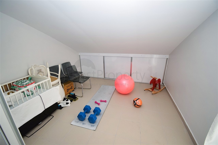 5+1 Duplex-Wohnung in der Nachbarschaft von Mollayusuf - Antalya 