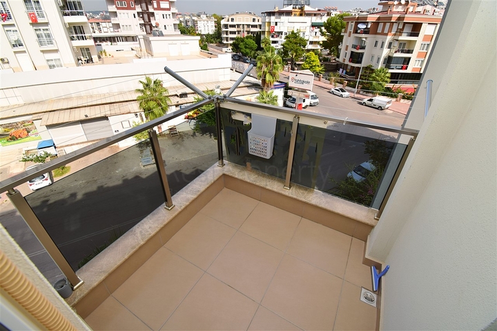 5+1 Duplex-Wohnung in der Nachbarschaft von Mollayusuf - Antalya 