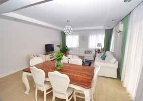 5+1 Duplex-Wohnung in der Nachbarschaft von Mollayusuf - Antalya 