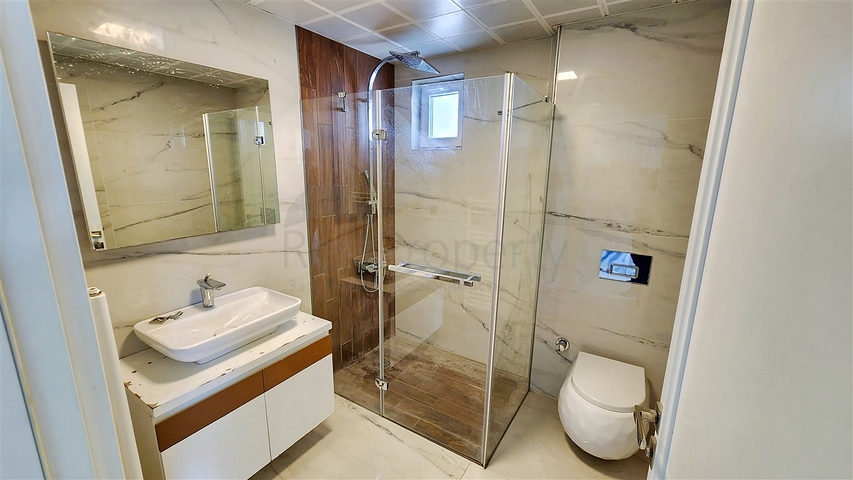 Villa mit 5+1 Grundrissen in der Region Doshemealty - Antalya 