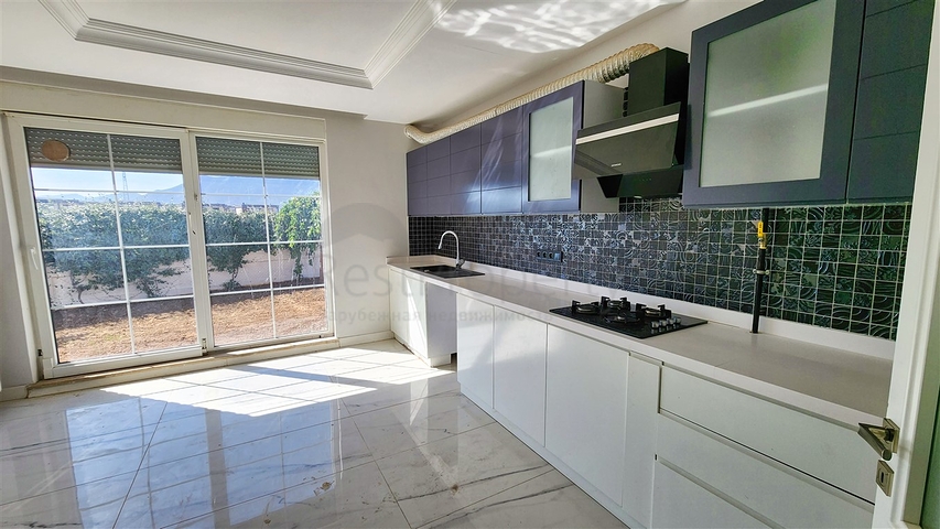 Villa mit 5+1 Grundrissen in der Region Doshemealty - Antalya 