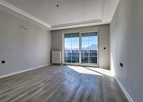 Villa mit 5+1 Grundrissen in der Region Doshemealty - Antalya 