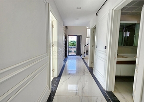 Villa mit 5+1 Grundrissen in der Region Doshemealty - Antalya 