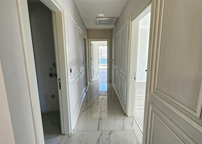 Villa mit 5+1 Grundrissen in der Region Doshemealty - Antalya 