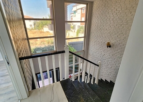 Villa mit 5+1 Grundrissen in der Region Doshemealty - Antalya 