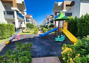 Villa mit 5+1 Grundrissen in der Region Doshemealty - Antalya 