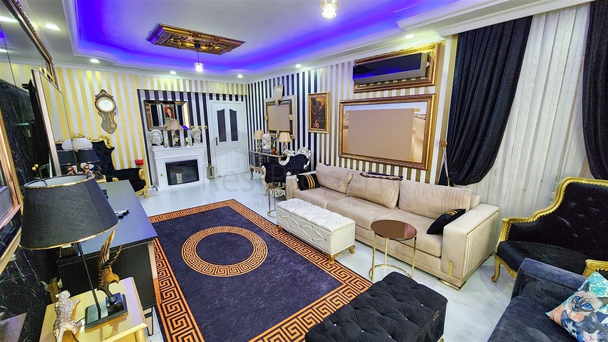 3+1 Wohnung in der Wohngegend Toroslar - Antalya 