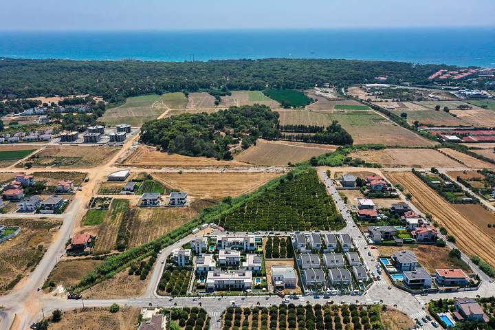 3+1- und 4+1-Villen in Side -Antalya-Umgebung