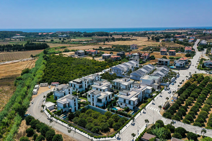 3+1- und 4+1-Villen in Side -Antalya-Umgebung