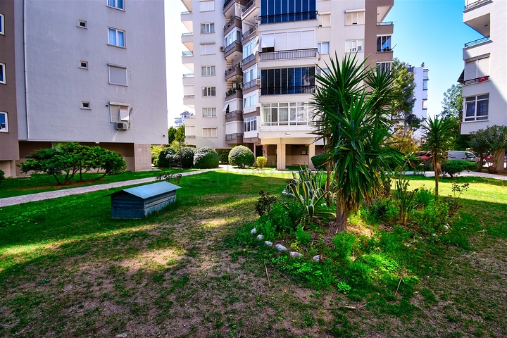 3+1 Wohnung im Wohnbezirk Altynkum - Antalya 