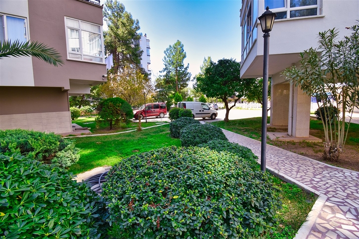 3+1 Wohnung im Wohnbezirk Altynkum - Antalya 