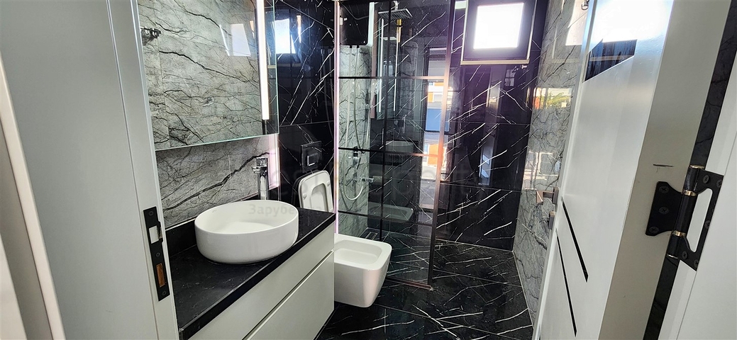 5+1-Villa in der Wohngegend Güzeloba - Antalya 