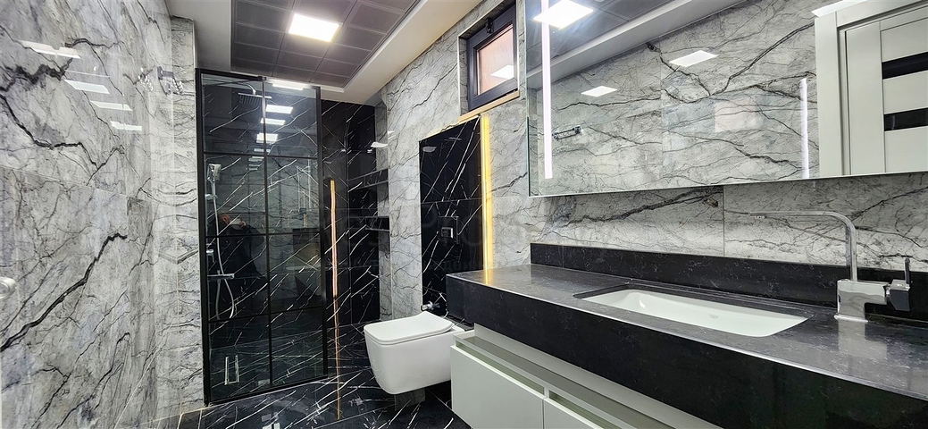 5+1-Villa in der Wohngegend Güzeloba - Antalya 