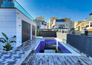 5+1-Villa in der Wohngegend Güzeloba - Antalya 