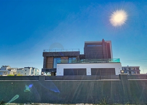 5+1-Villa in der Wohngegend Güzeloba - Antalya 