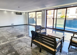 5+1-Villa in der Wohngegend Güzeloba - Antalya 