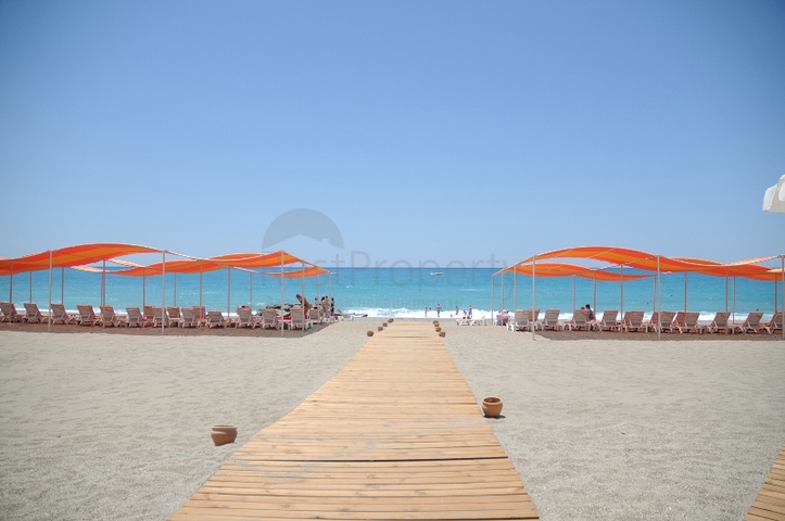 Exklusive 2+1-Wohnung vom Eigentümer im Gold Sidi-Komplex