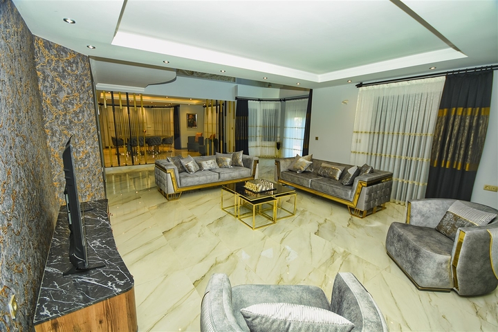 Villa mit 7+1 Grundriss in Belek - Antalya  Villa mit 7+1 Grundriss in Belek - Antalya