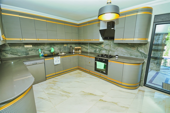 Villa mit 7+1 Grundriss in Belek - Antalya  Villa mit 7+1 Grundriss in Belek - Antalya