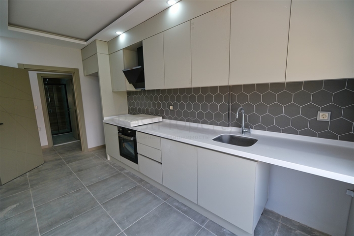 Investitionsprojekt im Wohnbezirk Altynova - Antalya 