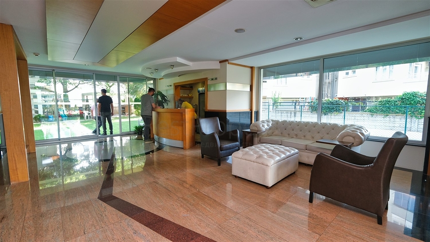 Apartment mit 3+1 Grundriss im Stadtteil Yesilbahce von Antalya 