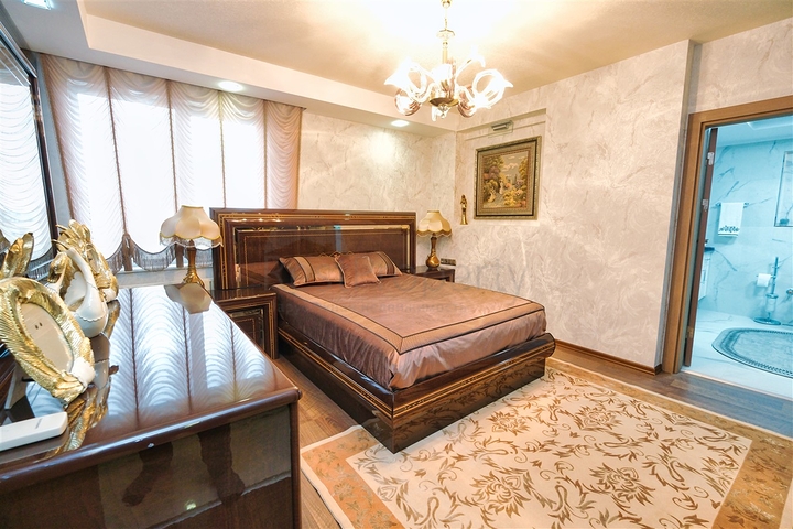 Apartment mit 3+1 Grundriss im Stadtteil Yesilbahce von Antalya 