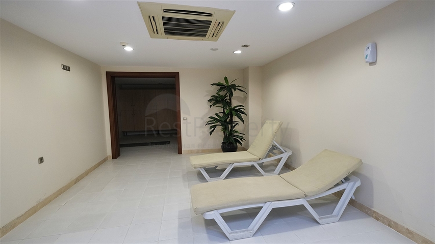 Apartment mit 3+1 Grundriss im Stadtteil Yesilbahce von Antalya 