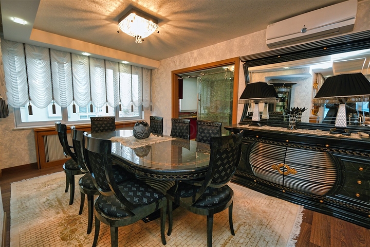 Apartment mit 3+1 Grundriss im Stadtteil Yesilbahce von Antalya 