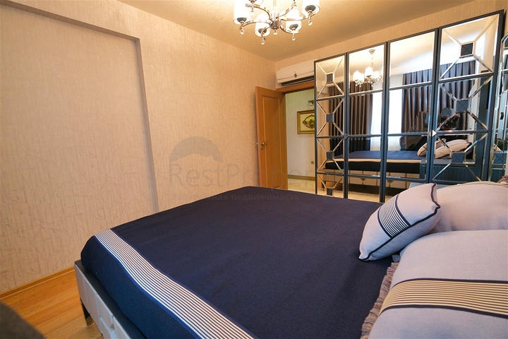 Apartment mit 3+1 Grundriss im Stadtteil Yesilbahce von Antalya 