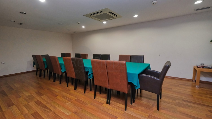 Apartment mit 3+1 Grundriss im Stadtteil Yesilbahce von Antalya 