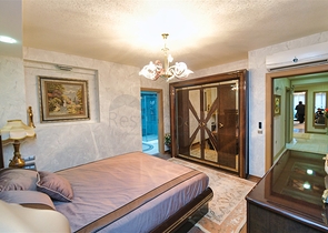 Apartment mit 3+1 Grundriss im Stadtteil Yesilbahce von Antalya 