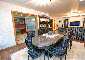 Apartment mit 3+1 Grundriss im Stadtteil Yesilbahce von Antalya 