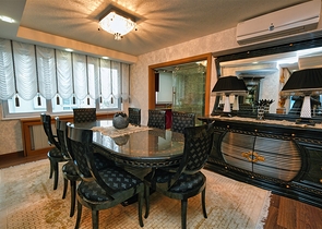 Apartment mit 3+1 Grundriss im Stadtteil Yesilbahce von Antalya 