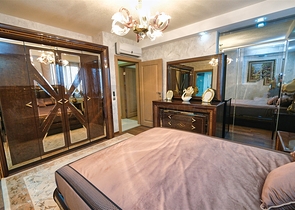 Apartment mit 3+1 Grundriss im Stadtteil Yesilbahce von Antalya 