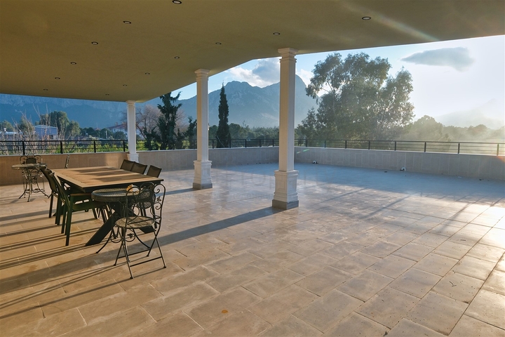 Villa mit 7+1 Grundriss in der Wohngegend Aydinlık - Antalya  Villa mit 7+1 Grundriss in der Wohngegend Aydinlık - Antalya
