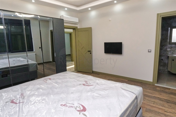 Villa mit 7+1 Grundriss in der Wohngegend Aydinlık - Antalya  Villa mit 7+1 Grundriss in der Wohngegend Aydinlık - Antalya