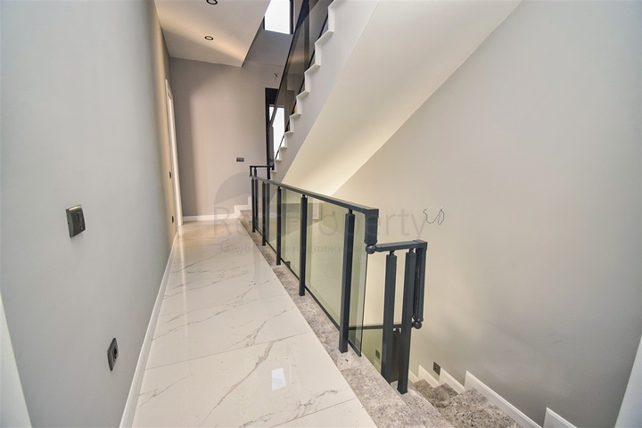 3+1-Villa im Stadtteil Ermenek - Antalya 