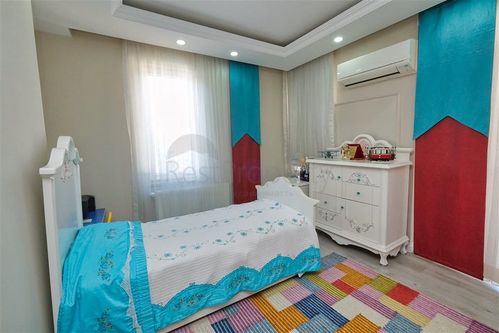 Wohnung 4+2 Duplex im Wohnbezirk Siteler - Antalya 