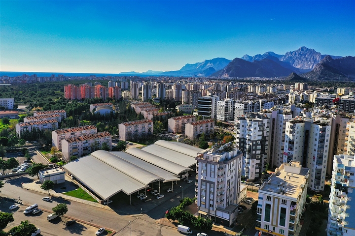 Wohnung 4+2 Duplex im Wohnbezirk Siteler - Antalya 